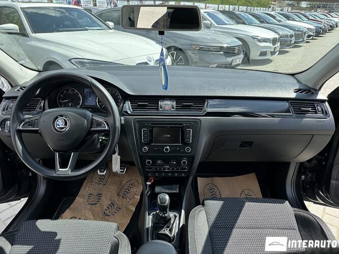 Skoda Rapid 36 interauto-car