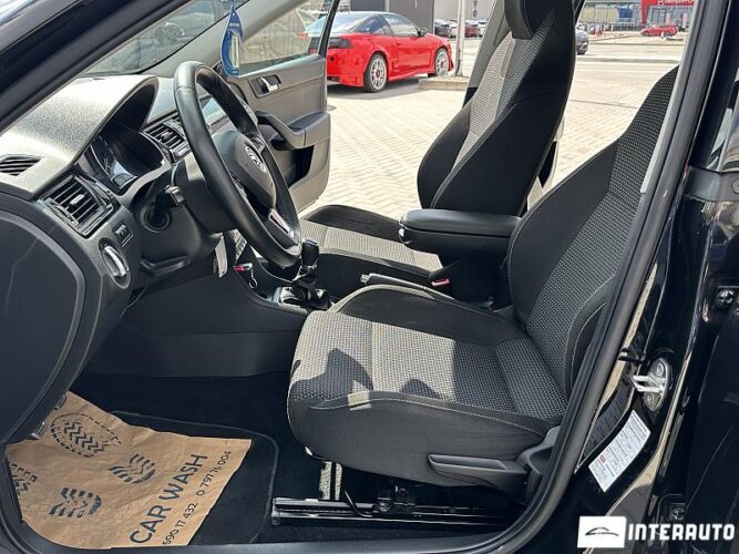 Skoda Rapid 35 interauto-car