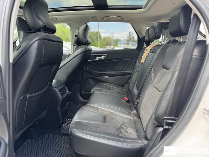 Ford Edge 53 interauto-car