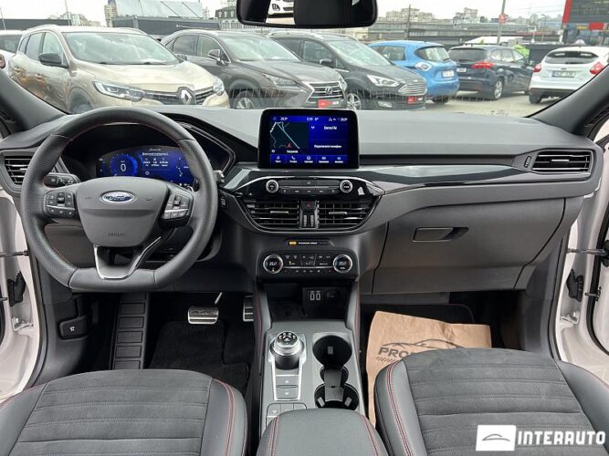 Ford Kuga 43 interauto-car