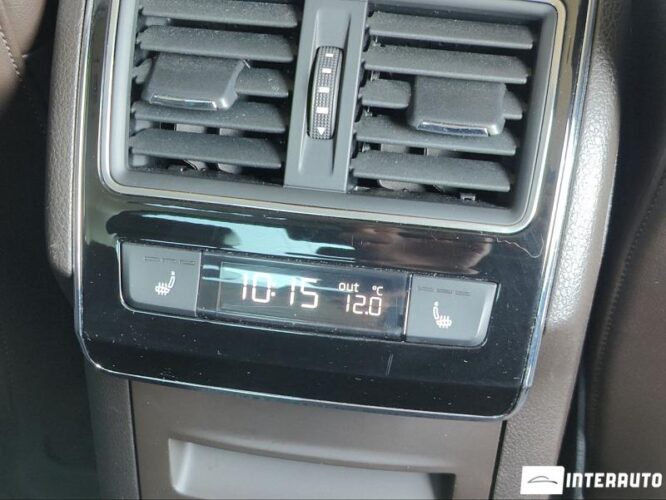 Skoda Superb 46 interauto-car