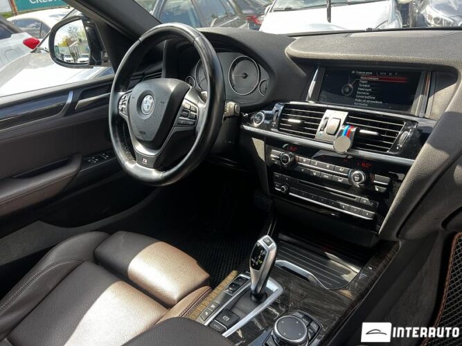 BMW X4 2.0D 30 interauto-car