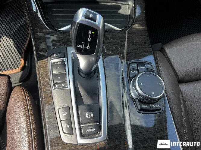 BMW X4 2.0D 36 interauto-car