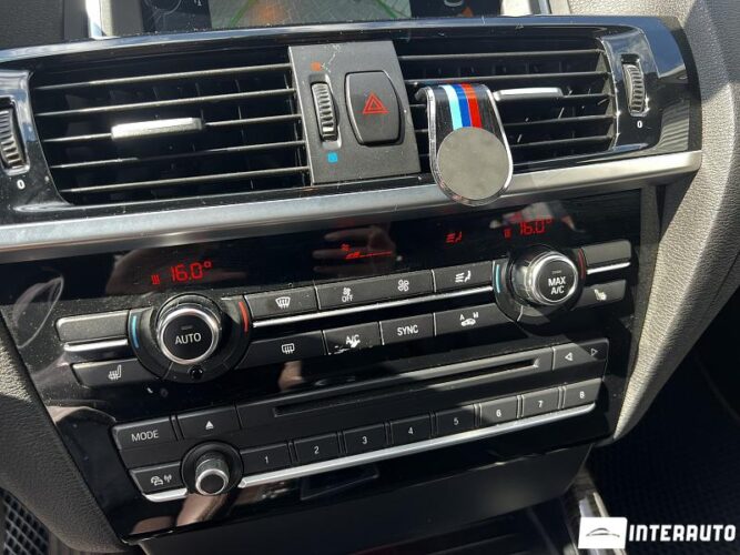 BMW X4 2.0D 35 interauto-car