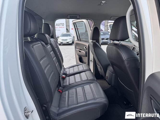 Volkswagen Amarok 47 interauto-car