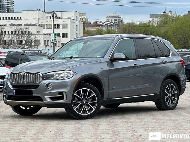 BMW X5 4.0e 2015 doar la InterAuto