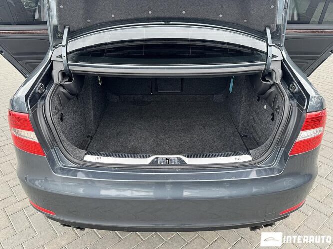 Skoda Superb 51 interauto-car