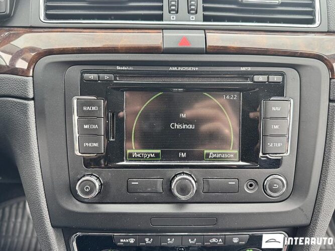 Skoda Superb 40 interauto-car