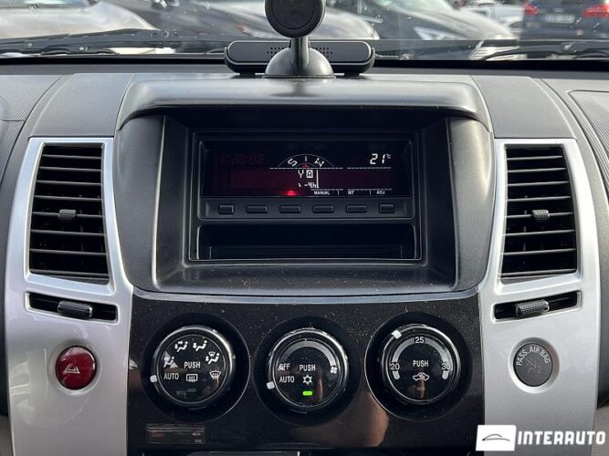 Mitsubishi Pajero Sport 37 interauto-car