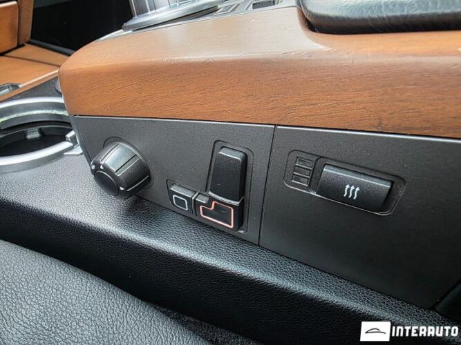 BMW 730 39 interauto-car