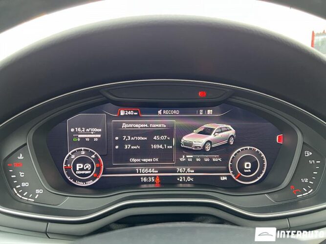 Audi A4 Allroad 40 interauto-car