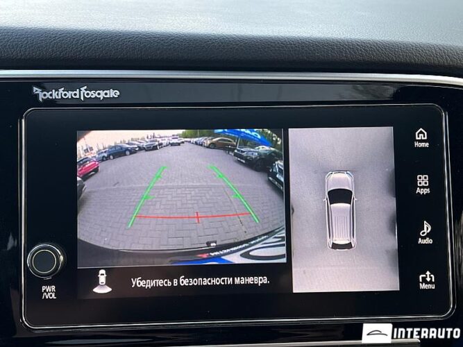 Mitsubishi Outlander 44 interauto-car