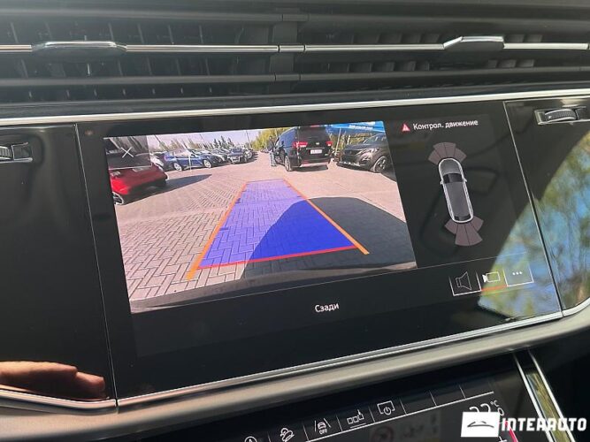 Audi Q8 41 interauto-car