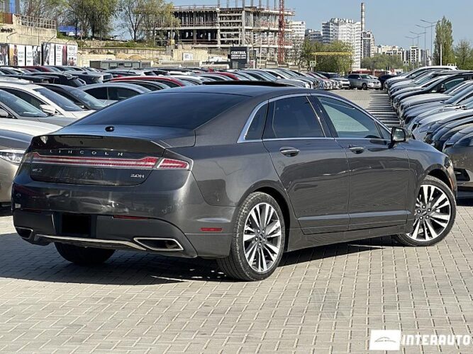 Lincoln MKZ 36 interauto-car