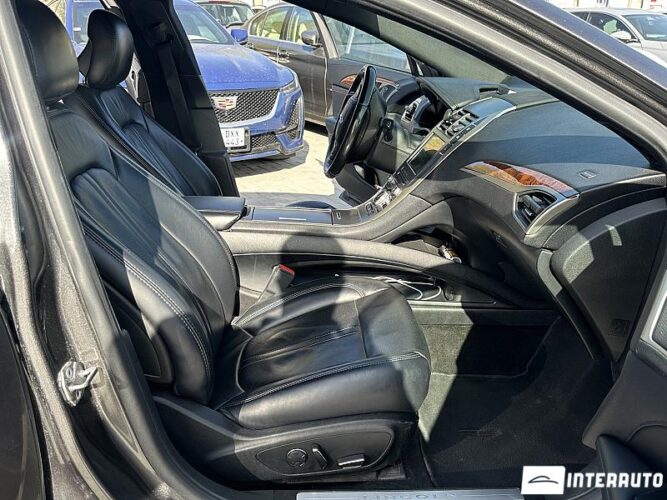 Lincoln MKZ 47 interauto-car