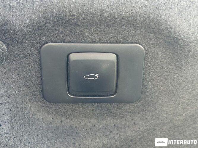 Lincoln MKZ 55 interauto-car