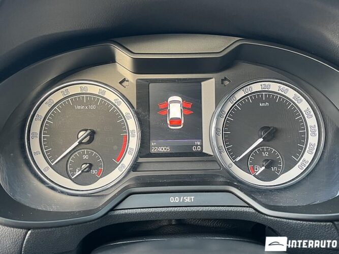 Skoda Octavia 40 interauto-car