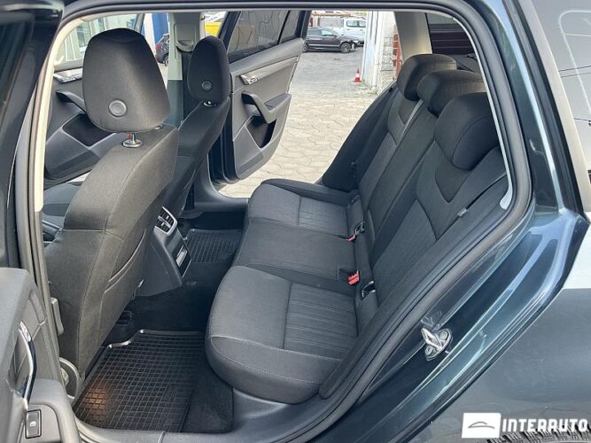 Skoda Octavia 44 interauto-car