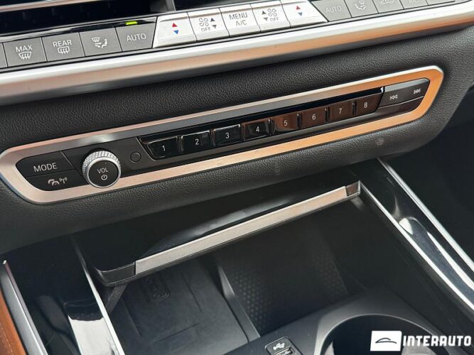 BMW X5 3.0D 46 interauto-car