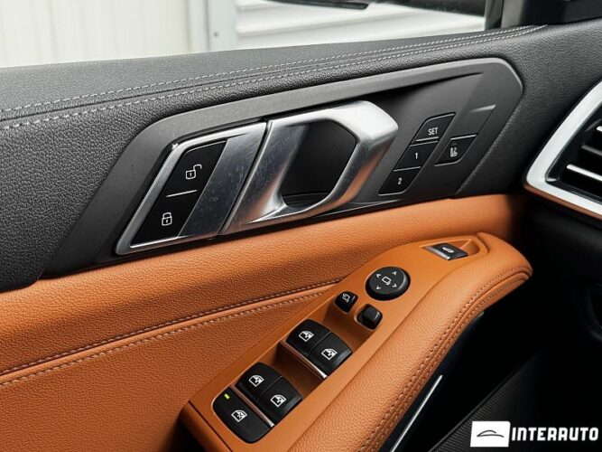 BMW X5 3.0D 50 interauto-car