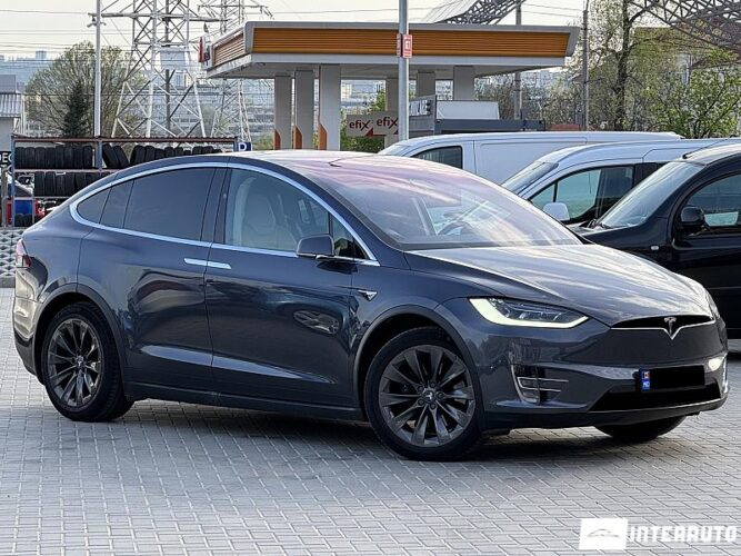 Tesla Model X