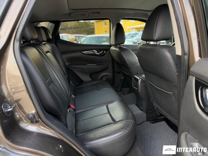 Nissan Qashqai 53 interauto-car