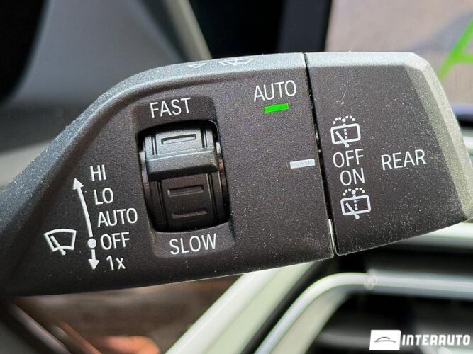 BMW X5 4.5e 67 interauto-car