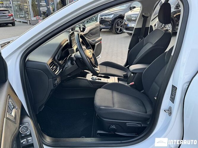 Ford Focus 36 interauto-car