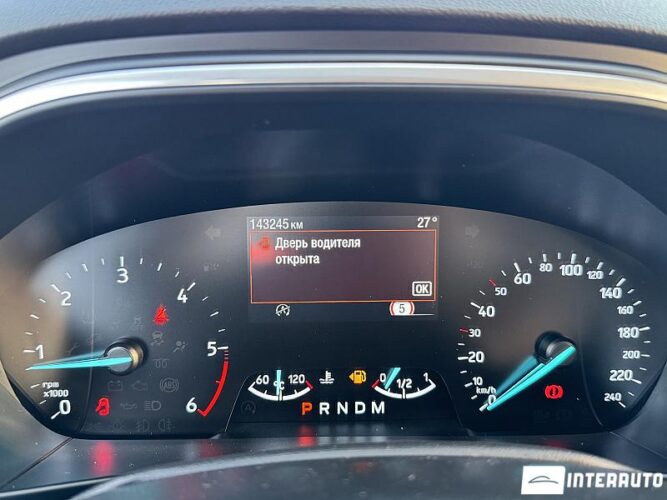 Ford Focus 39 interauto-car