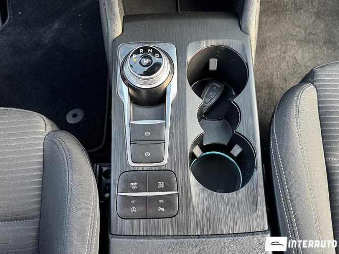 Ford Focus 43 interauto-car