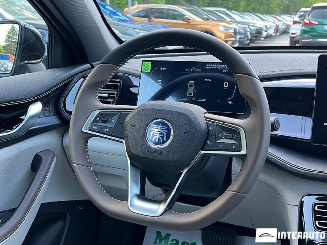 BYD Qin Plus 36 interauto-car