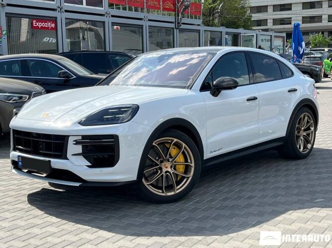 Porsche Cayenne Turbo GT Coupe 30 interauto-car