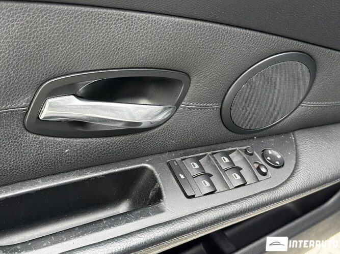 BMW 525 43 interauto-car