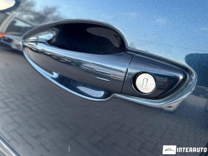 Peugeot 5008 41 interauto-car