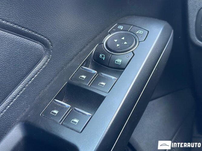 Ford Focus 35 interauto-car