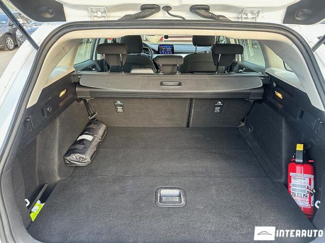 Ford Focus 48 interauto-car