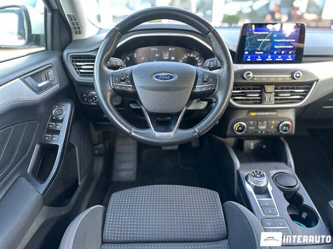 Ford Focus 39 interauto-car