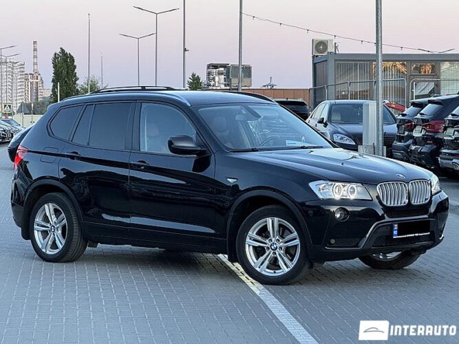 BMW X3 2.0D 30 interauto-car