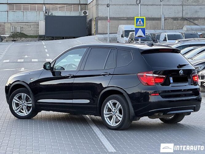 BMW X3 2.0D 33 interauto-car