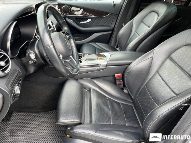 Mercedes GLC 300 34 interauto-car