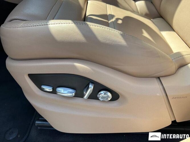 Porsche Cayenne E-Hybrid 52 interauto-car