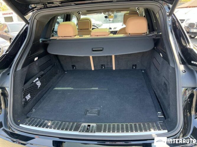 Porsche Cayenne E-Hybrid 58 interauto-car