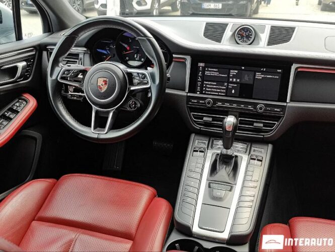 Porsche Macan 39 interauto-car