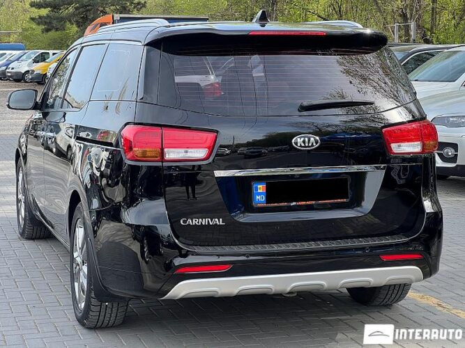 Kia Carnival 33 interauto-car