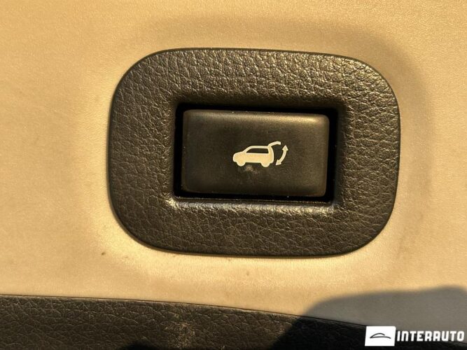 Nissan Rogue 52 interauto-car