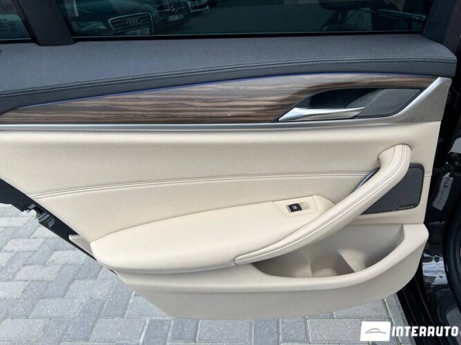 BMW 520 53 interauto-car