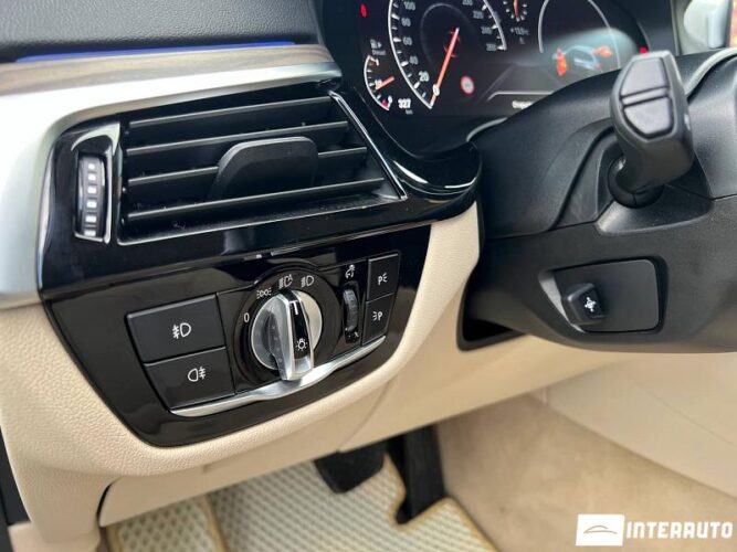 BMW 520 52 interauto-car