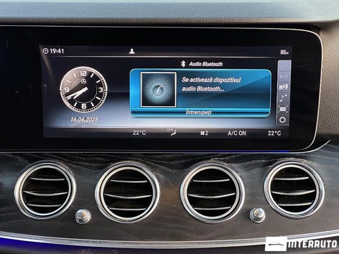 Mercedes E 220 42 interauto-car