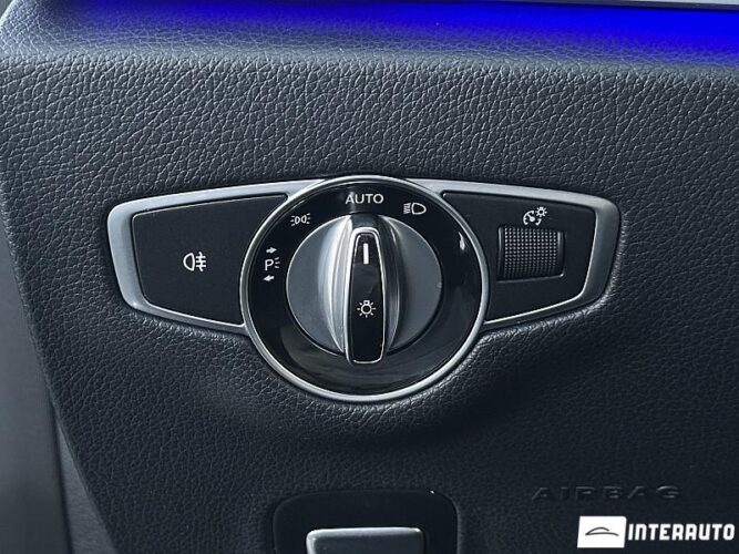 Mercedes E 220 52 interauto-car