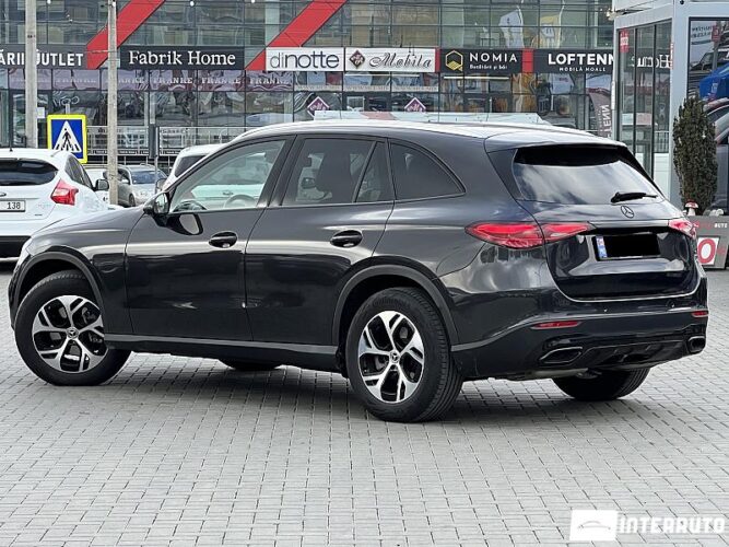 Mercedes GLC 220d 38 interauto-car